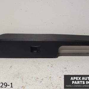 OEM 2010-2012 Range Rover 5.0L FRONT RIGHT DOOR WINDOW SWITCH BEZEL COVER TRIM