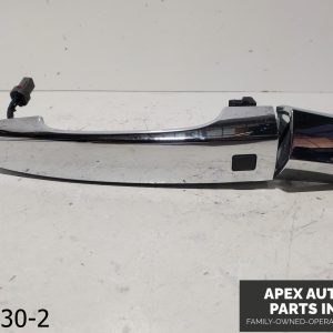 OEM 2011-2013 Kia Sorento 2.4L Front Right Door Handle Exterior Assembly Door