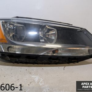 OEM 2011-2014 Volkswagen Jetta 2.5L Passenger Right Headlight Sedan Halogen
