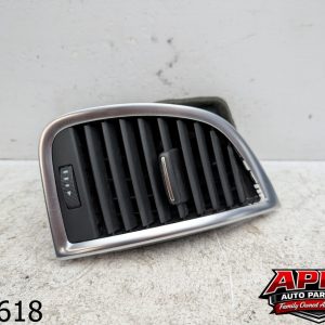 OEM 2011 Audi Q7 3.0L Right Passenger Side Dashboard A/C AC Air Vent Grille