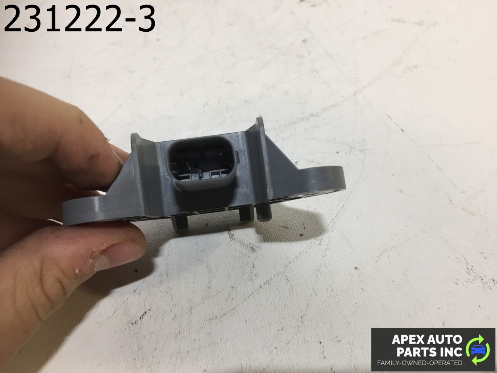 OEM 2011 BMW 550i 2011 BMW Central Sensor 9159310 024823 - Image 8