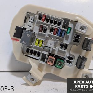 OEM 2013-2018 Cadillac ATS 2.0L INTERIOR DASH FUSE RELAY BOX