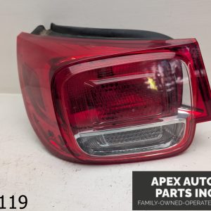 OEM 2013 Chevrolet Malibu 2.4L Tail Light Assembly Left QUARTER PANEL MOUNTED