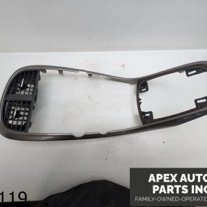 OEM 2013 Chevrolet Malibu 2.4LCENTER DASH RADIO SHIFTER TRIM BEZEL W AC VENT