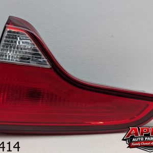 OEM 2014 Kia Sorento 2.4L Right Passenger Side Inner Tail