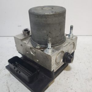 OEM 2015-2017 Chrysler 200 2.4L ABS Control Module Anti-Lock Brake Pump Assembly