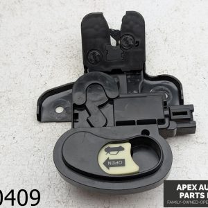 OEM 2015 Chrysler 200 3.6L Trunk Latch Decklid Lock Actuator