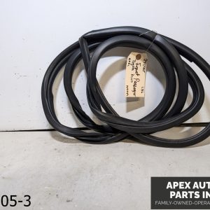 OEM 2016-2022 Toyota Prius 1.8L Front Passenger GLASS RUN CHANNEL SEAL