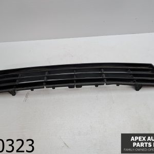 OEM 2016 BMW 528i xDrive 2.0L Bumper Mesh Grille Trim center