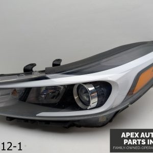 OEM 2017-2018 Kia Forte 2.0L SEDAN LEFT DRIVER SIDE LH HEADLIGHT HALOGEN