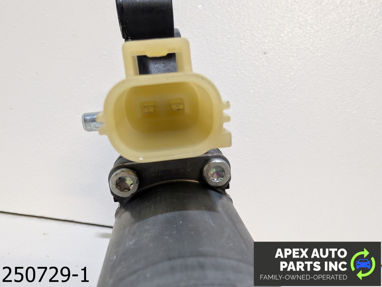 OEM 2017-2019 Ford Escape 1.5L Passenger Right Side Door Window Motor - Image 9