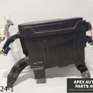 OEM 2017-2020 Nissan Pathfinder 3.5L Fuse Box Engine