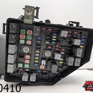 OEM 2017 Buick Enclave 3.6L Engine Fuse Box
