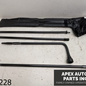 OEM 2017 Chevrolet Silverado 1500 5.3L Emergency Jack Kit Tool