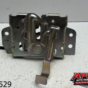 OEM 2019 Mitsubishi Outlander 2.5L Hood Latch Lock with Wire Plug