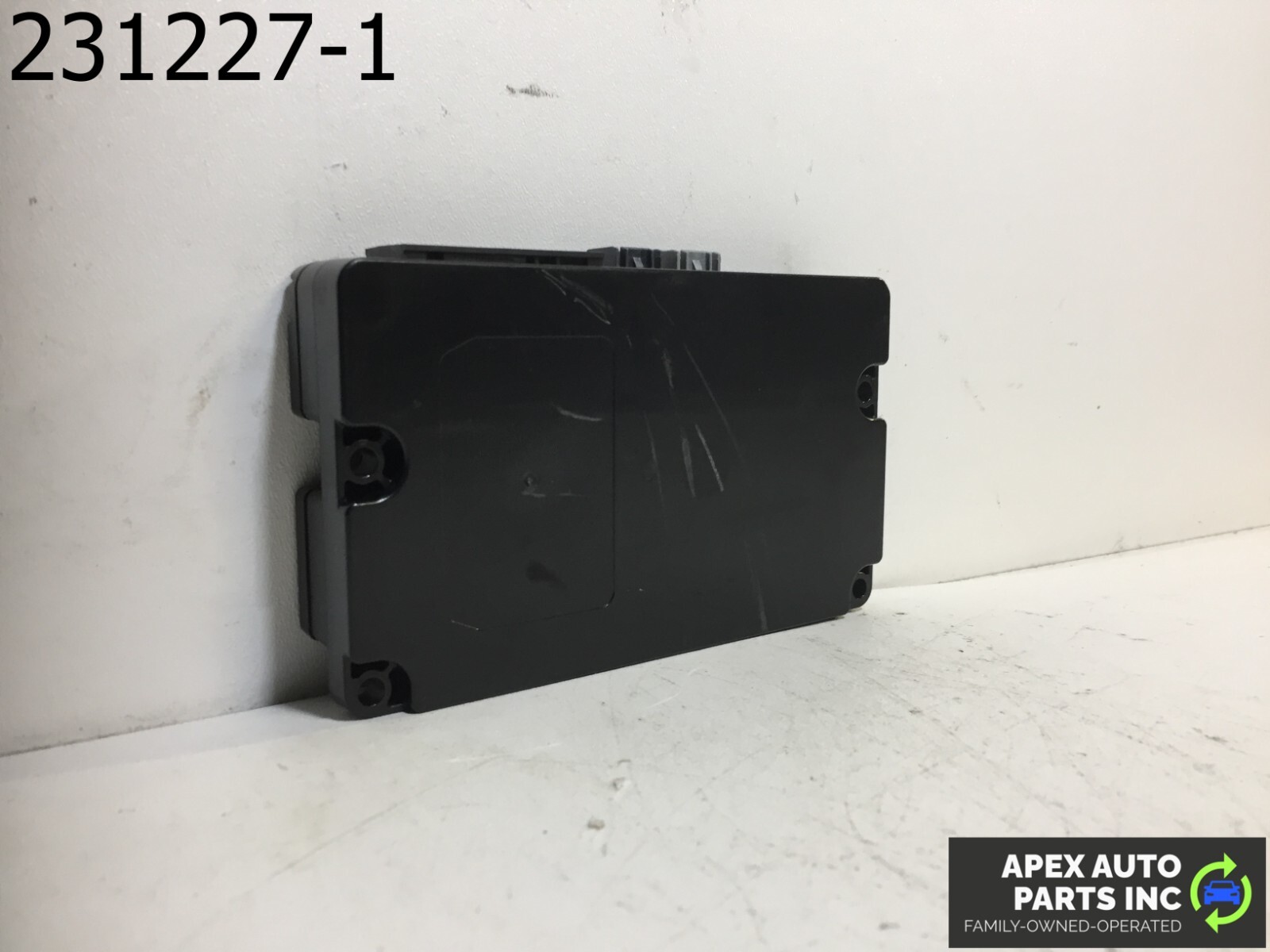 OEM Ford Taurus 2008 COMMUNICATION SYNC MODULE - Image 6