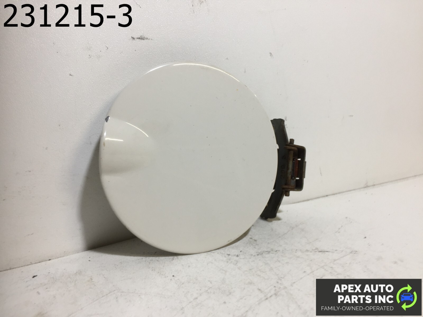 OEM Jeep Commander 2006 Jeep COMMANDER Lid Cover Hinge BLACK - Image 3