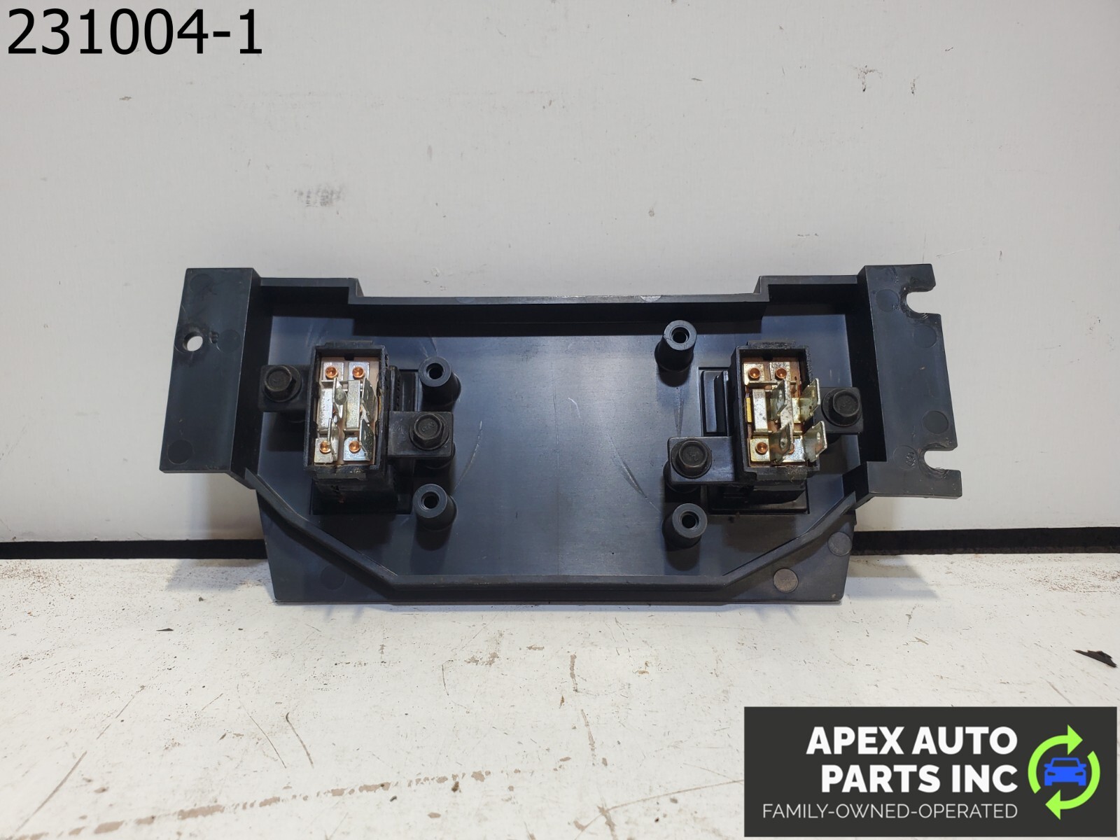 OEM Pontiac Fiero 1984 POWER WINDOW SWITCH w/ TRIM BEZEL - Image 6