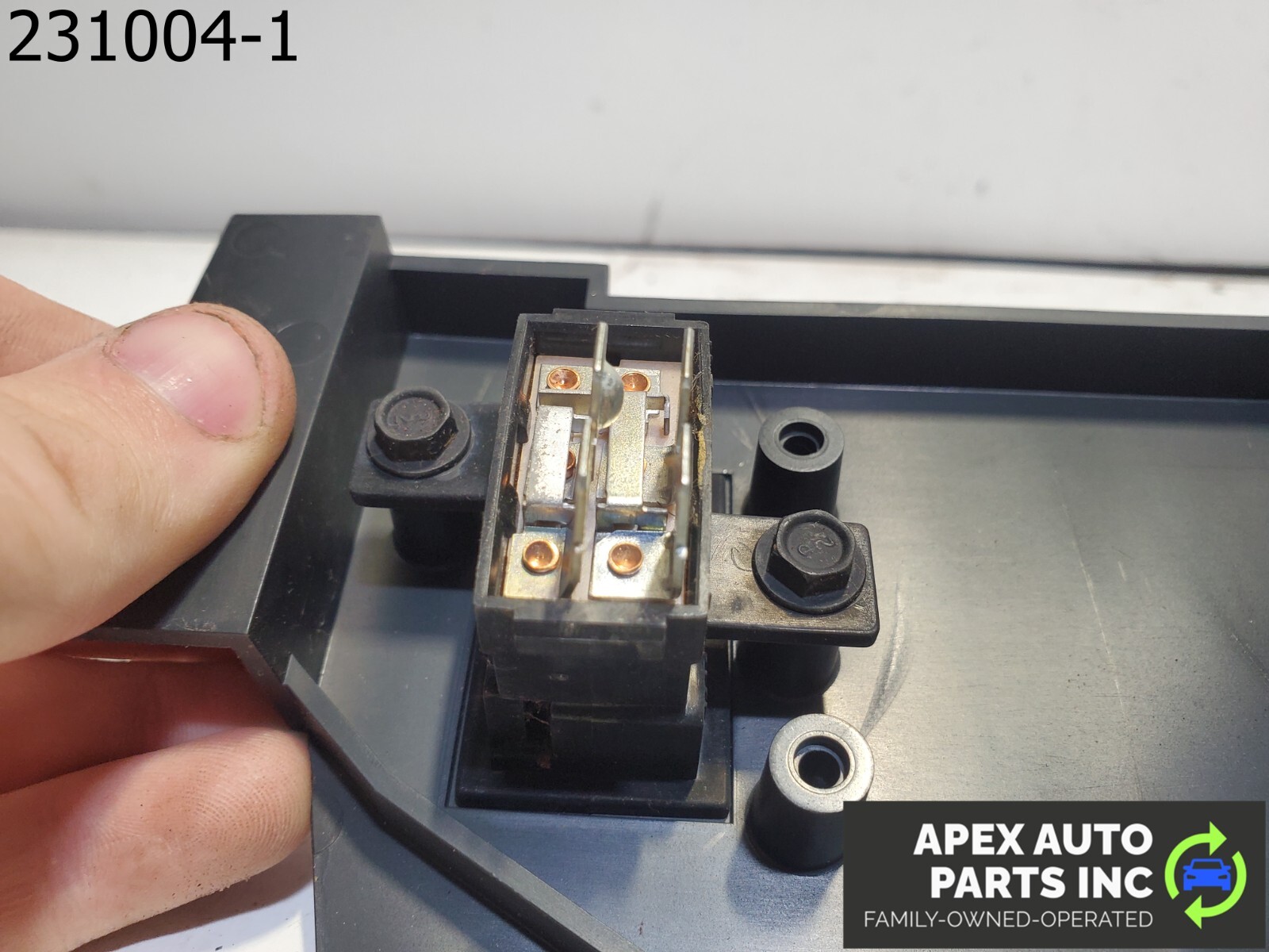 OEM Pontiac Fiero 1984 POWER WINDOW SWITCH w/ TRIM BEZEL - Image 8