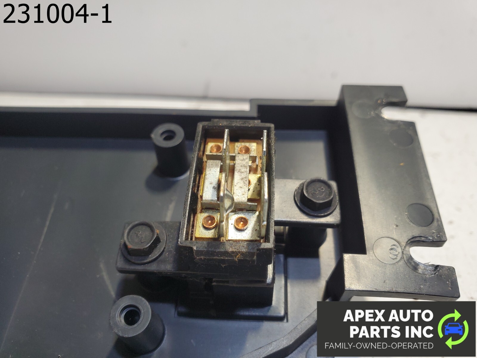 OEM Pontiac Fiero 1984 POWER WINDOW SWITCH w/ TRIM BEZEL - Image 9