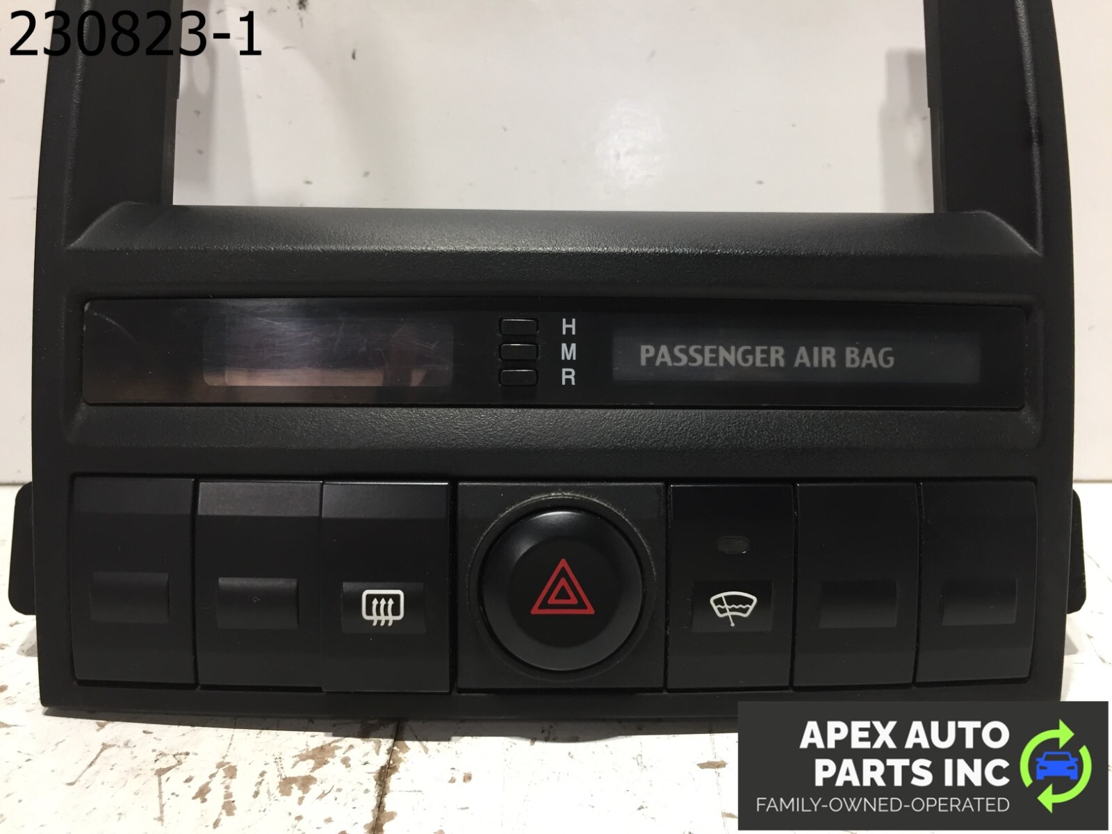 2003-2006 KIA SORENTO CENTER DASH RADIO TRIM BEZEL OEM WIPER DEFROST OEM - Image 5