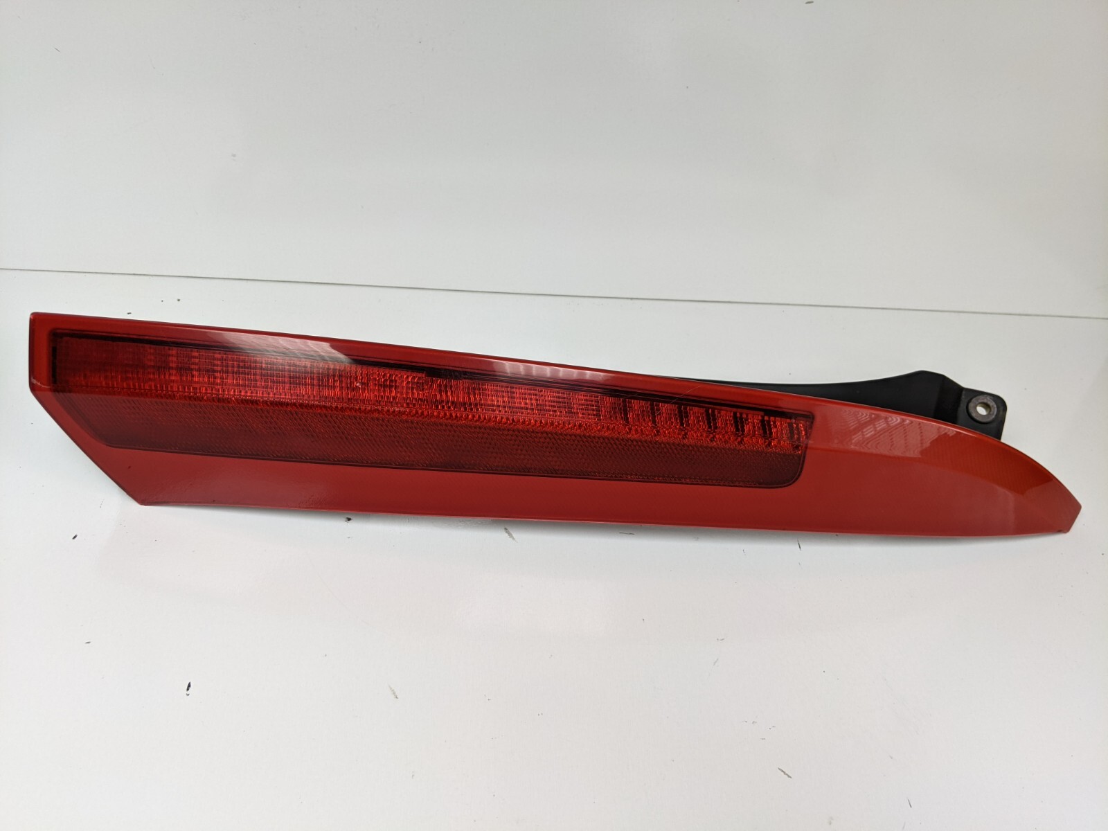 2003-2006 VOLVO XC90 REAR UPPER RIGHT PASSENGER SIDE TAIL LIGHT 30678221 OEM - Image 3