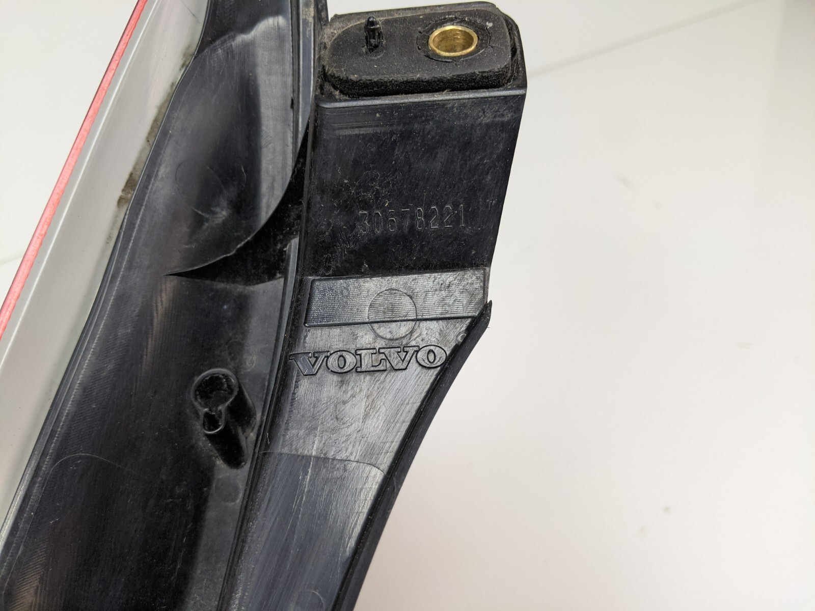 2003-2006 VOLVO XC90 REAR UPPER RIGHT PASSENGER SIDE TAIL LIGHT 30678221 OEM - Image 8