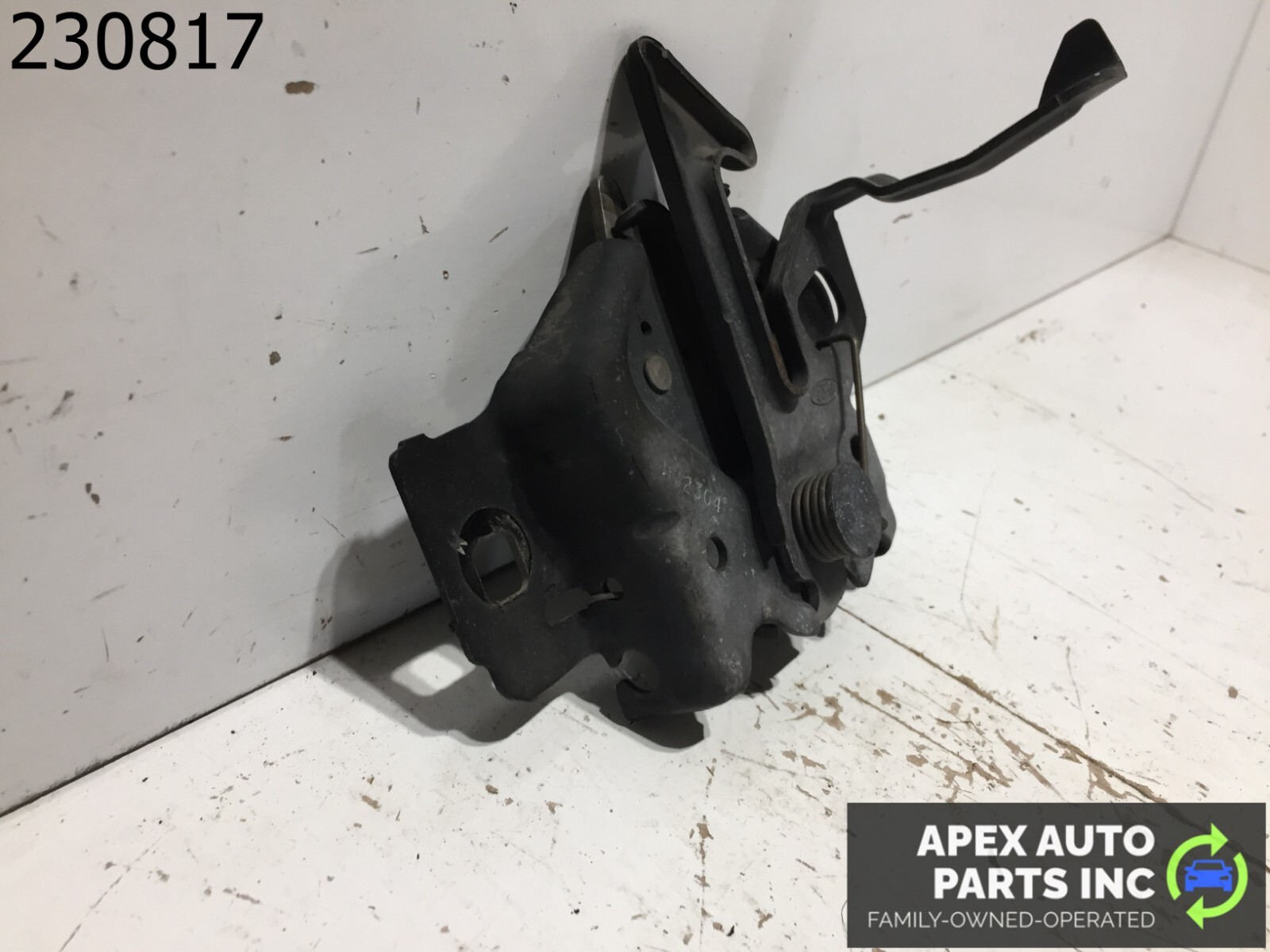 2005 2006 2007 05 06 07 Ford Freestyle Hood Latch Lock Release Actuator Assembly - Image 6