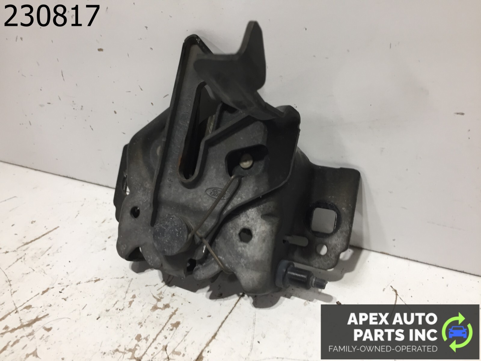 2005 2006 2007 05 06 07 Ford Freestyle Hood Latch Lock Release Actuator Assembly - Image 7