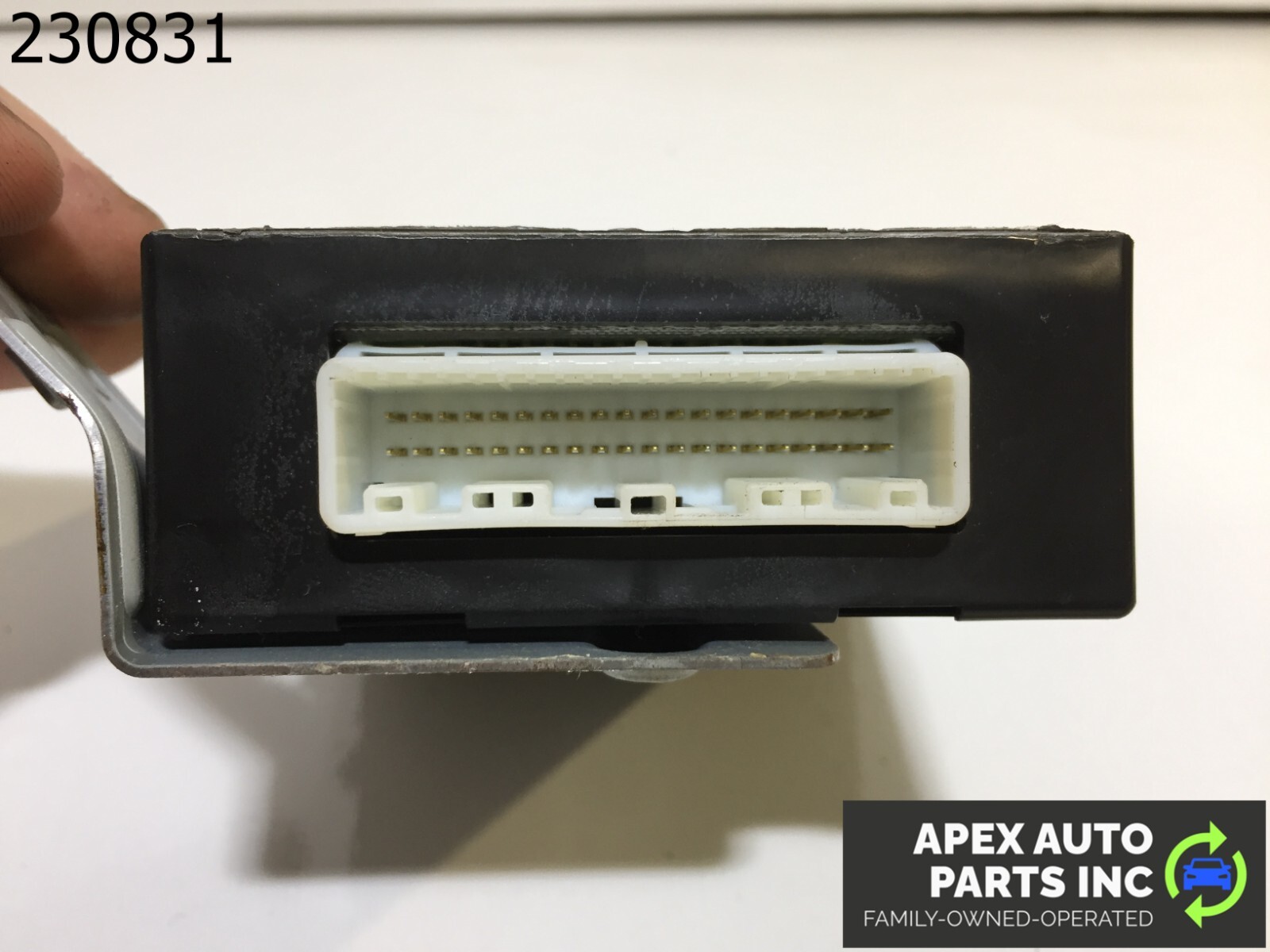 2006-2008 INFINITI FX35 OEM Theft Locking Control Module WG1U626A - Image 8