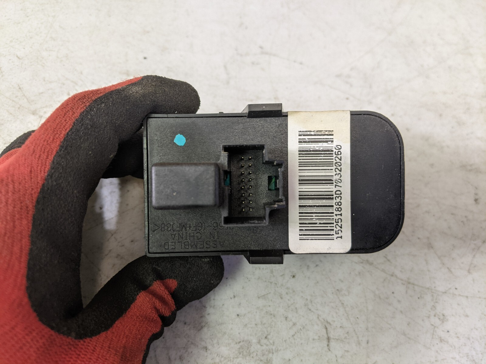 2007-2016 GMC ACADIA OEM FRONT LEFT HEADLIGHT SWITCH ASSEMBLY - Image 3