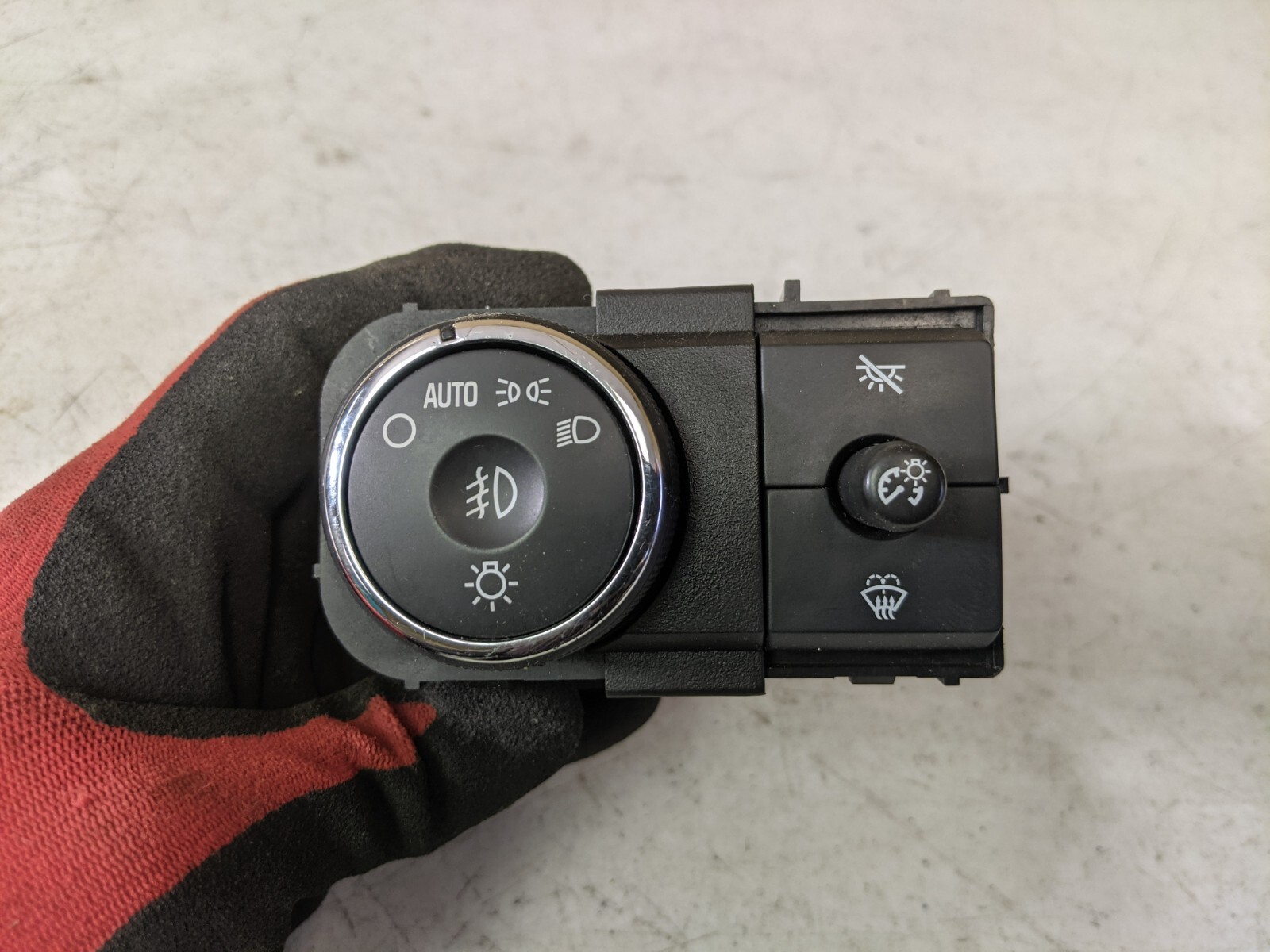 2007-2016 GMC ACADIA OEM FRONT LEFT HEADLIGHT SWITCH ASSEMBLY