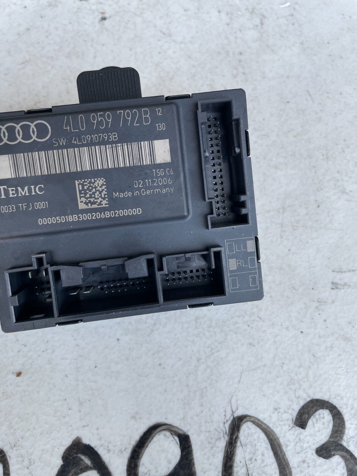 AUDI Q7 DOOR CONTROL UNIT ECU FRONT LEFT PASSENGER SIDE MK1 4L 2006 - 2009 - Image 5