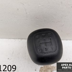 OEM 1988 Nissan Pulsar NX 1.8L 5 Speed Shifter Knob