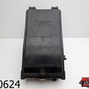 OEM 1989 Mercedes 300SEL 3.0L Fuse Box Relay Fuse Box Module