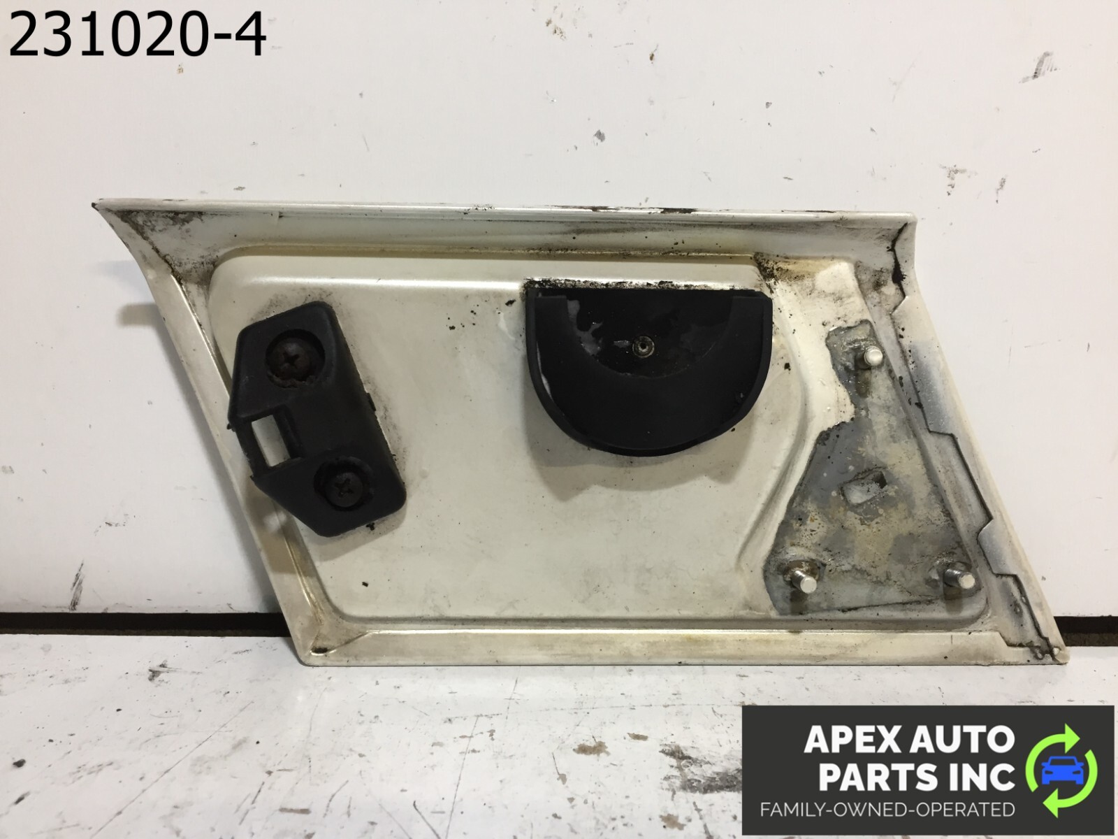 OEM 1990 Cadillac Allante Dash Trim Bezel Garnish Panel White - Image 5