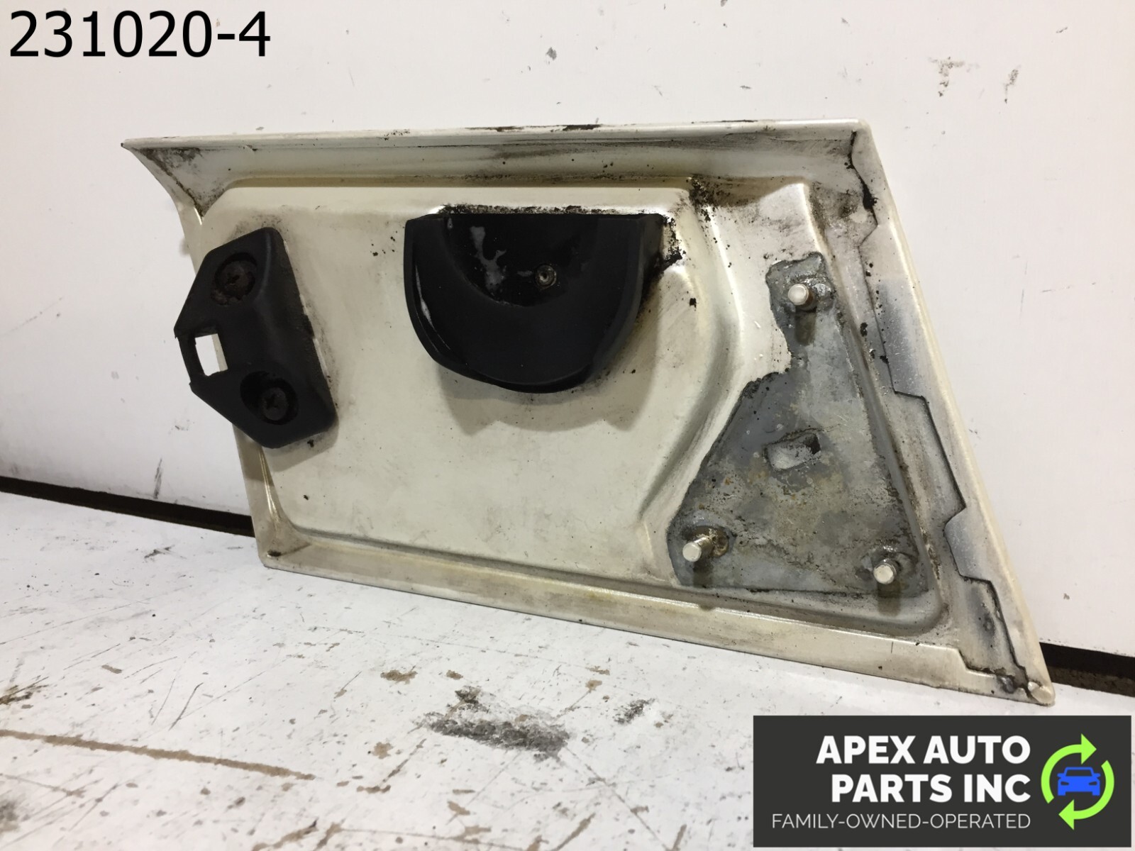 OEM 1990 Cadillac Allante Dash Trim Bezel Garnish Panel White - Image 7