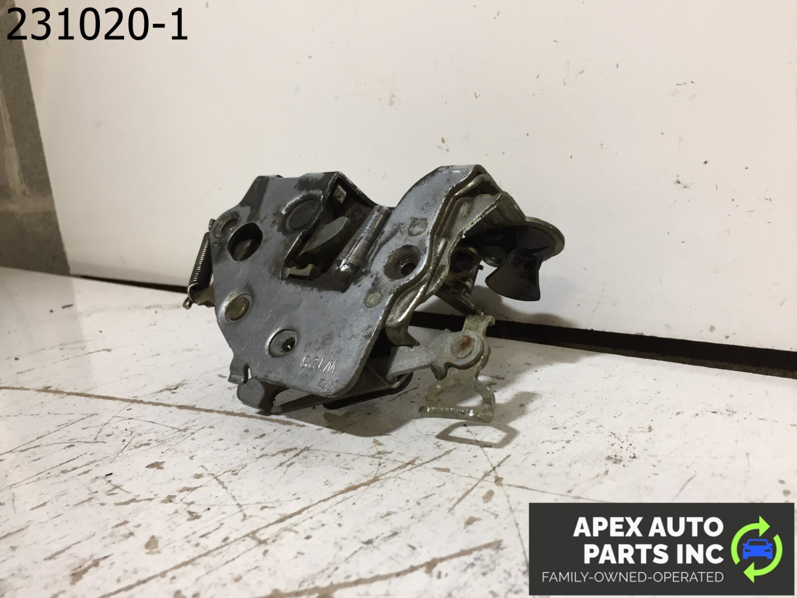 OEM 1990 Cadillac Allante Hood Latch Lock Assembly - Image 4