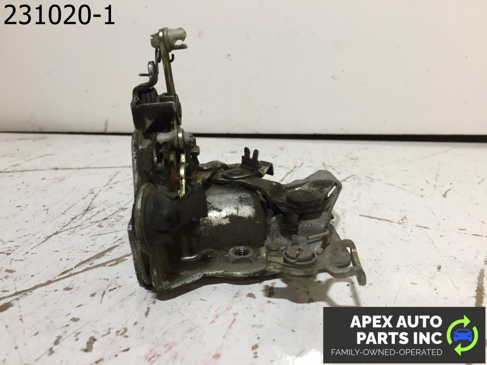 OEM 1990 Cadillac Allante Hood Latch Lock Assembly - Image 9