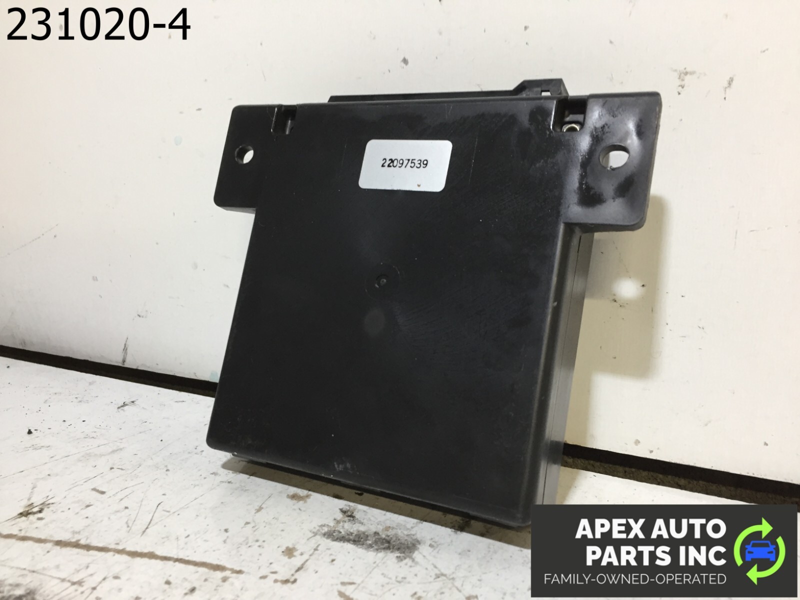 OEM 1990 Cadillac Allante Suspension Control Module (22097539) - Image 7