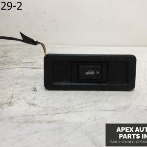 OEM 1991 Jaguar XJ6 Trunk Boot Release Switch DBC5028