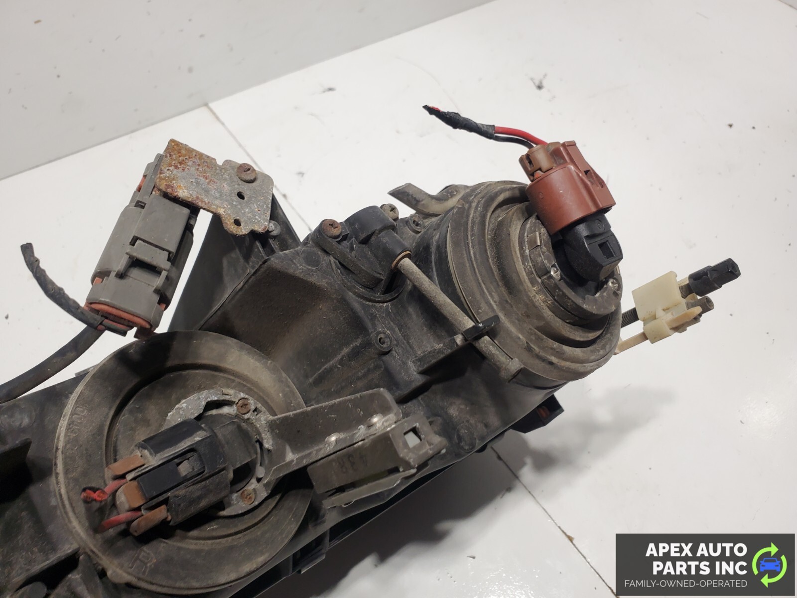 OEM 1992 - 1997 Subaru SVX One Used Front Left Driver Side Headlight Lamp - Image 8