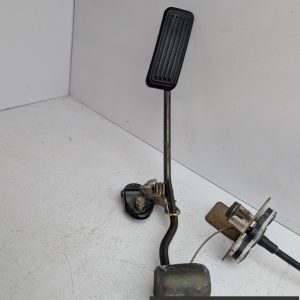 OEM 1998 Toyota Tacoma 2.4L Gas Pedal Accelerator AUTO AUTOMATIC