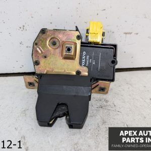 OEM 1999 Volvo C70 2.4L REAR TAIL LID TRUNK LOCK LATCH ACTUATOR