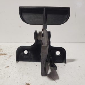 OEM 2003-2009 Mercedes CLK350 3.5L HOOD BONNET RELEASE LOCK SAFETY LATCH