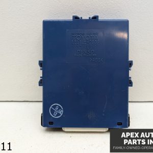 OEM 2004-2005 Toyota Prius 1.5L NETWORK GATEWAY COMPUTER CONTROL MODULE