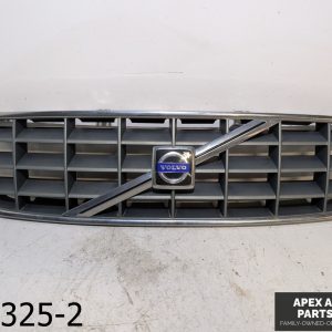 OEM 2004-2007 Volvo V70 2.5L Grille