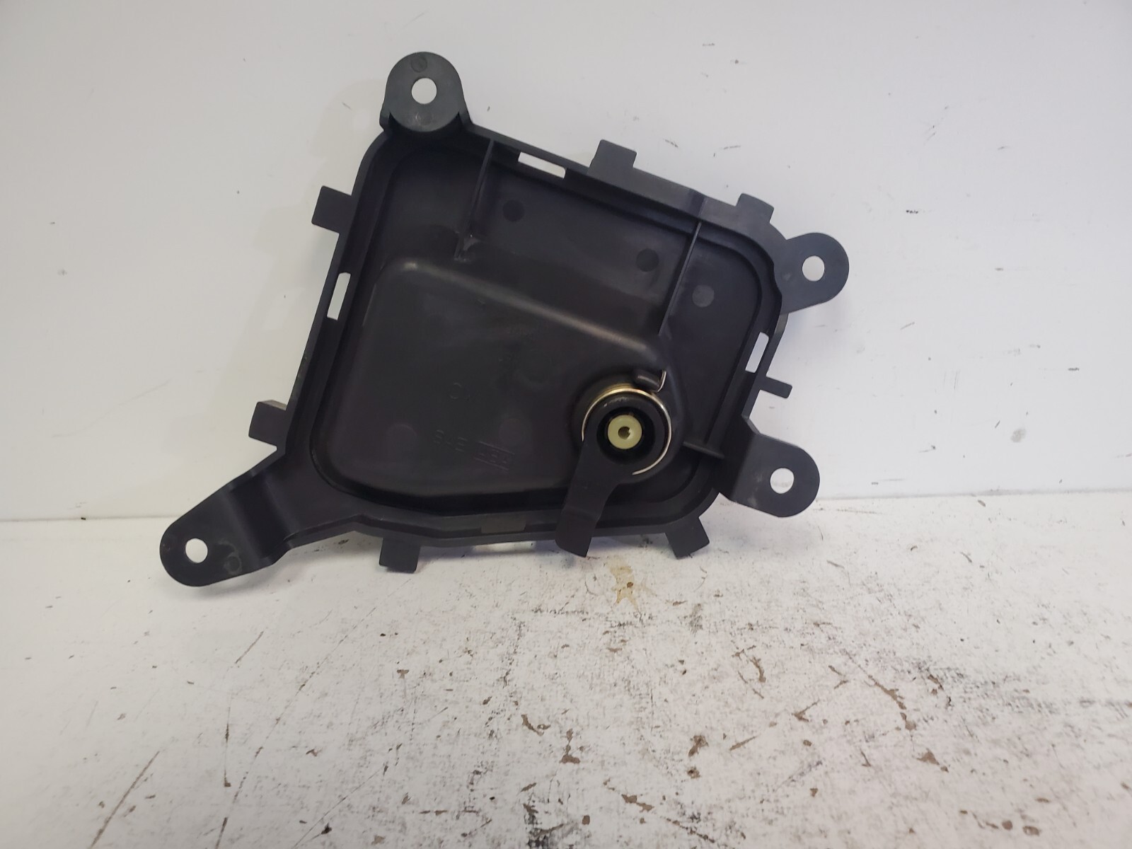 OEM 2005-2009 Subaru Legacy/Outback - Inner Trunk Release Handle - Image 5