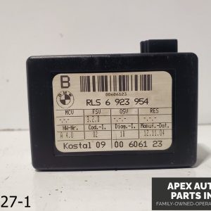 OEM 2005 BMW 325i 2.5L Windshield Window Rls Rain Light Control Module