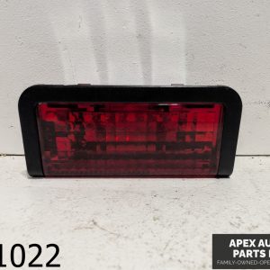 OEM 2005 BMW 745i 4.4L REAR TRUNK LID HATCH COURTESY LIGHT LAMP